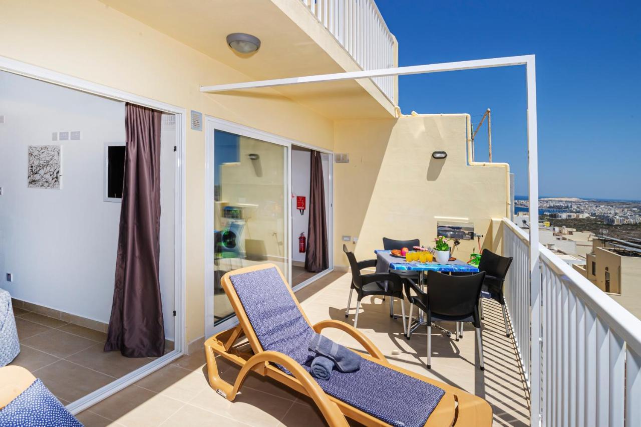Summer Breeze Apartment With Terrace With Panoramic Views - By Getawaysmalta المليحة المظهر الخارجي الصورة