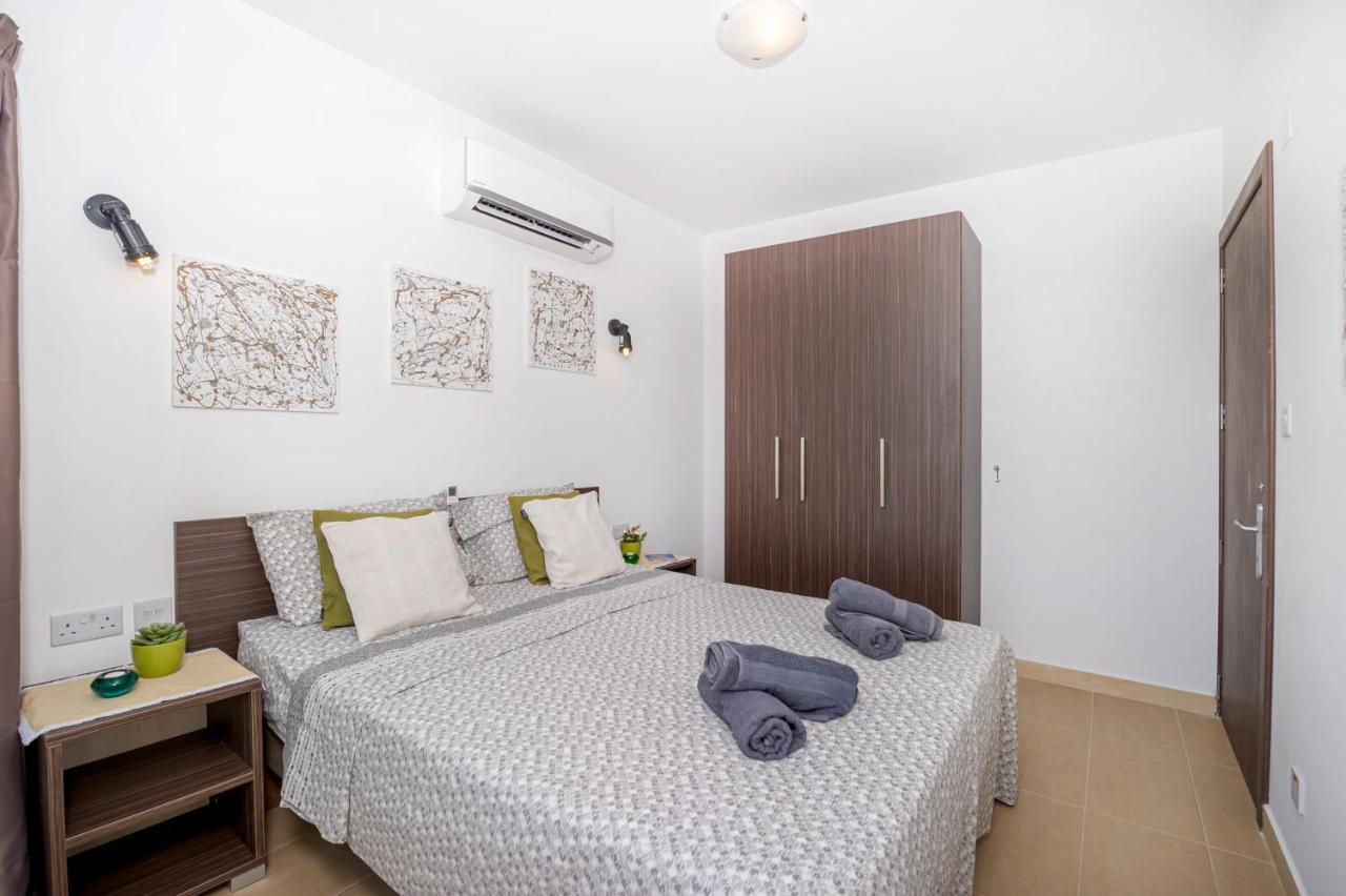 Summer Breeze Apartment With Terrace With Panoramic Views - By Getawaysmalta المليحة المظهر الخارجي الصورة