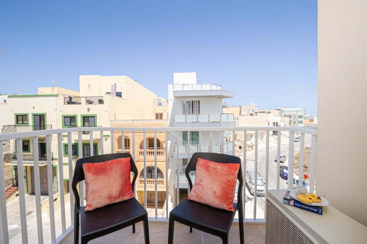Summer Breeze Apartment With Terrace With Panoramic Views - By Getawaysmalta المليحة المظهر الخارجي الصورة